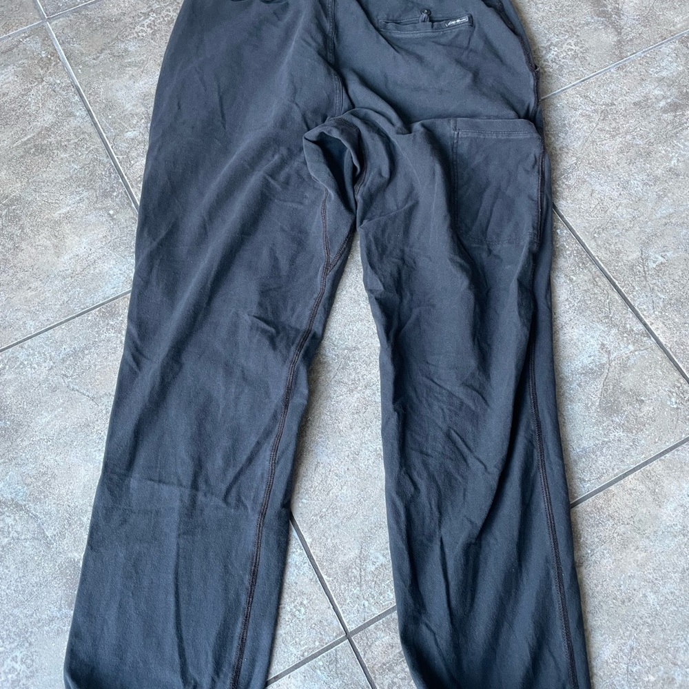 Eddie Bauer soft & comfortable elastic waist & ankle outdoor pant - men’s size L - Picture 4 of 4